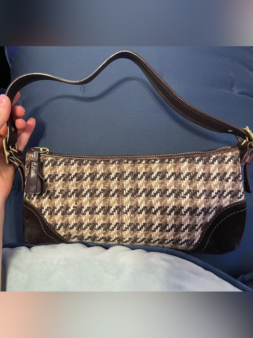 Vintage COACH discontinued Brown and tan houndstooth tweed and suede shoulder ba